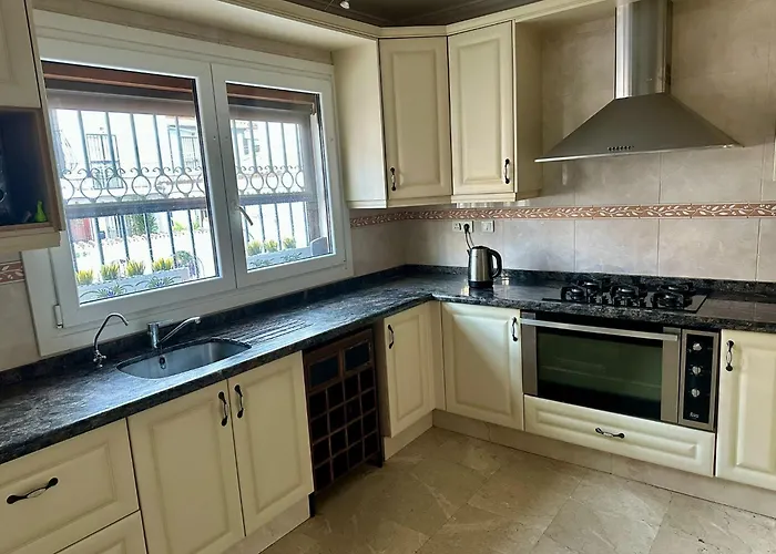 Canovas - Nueva - Pueblo Andaluz 91 *